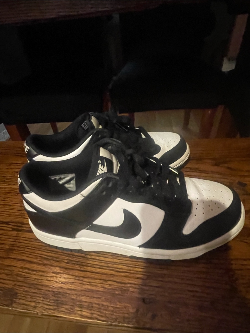 Nike Kids Low-Top Sneakers - Black and White - Picture 2 of 12